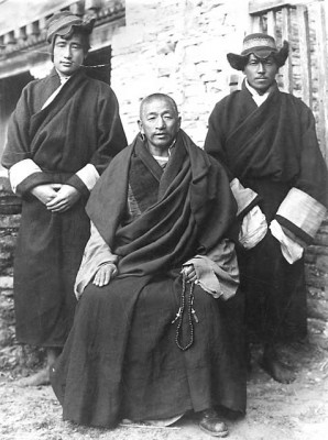 Тибетские ламы. NRM archive. Ref. no: 405308